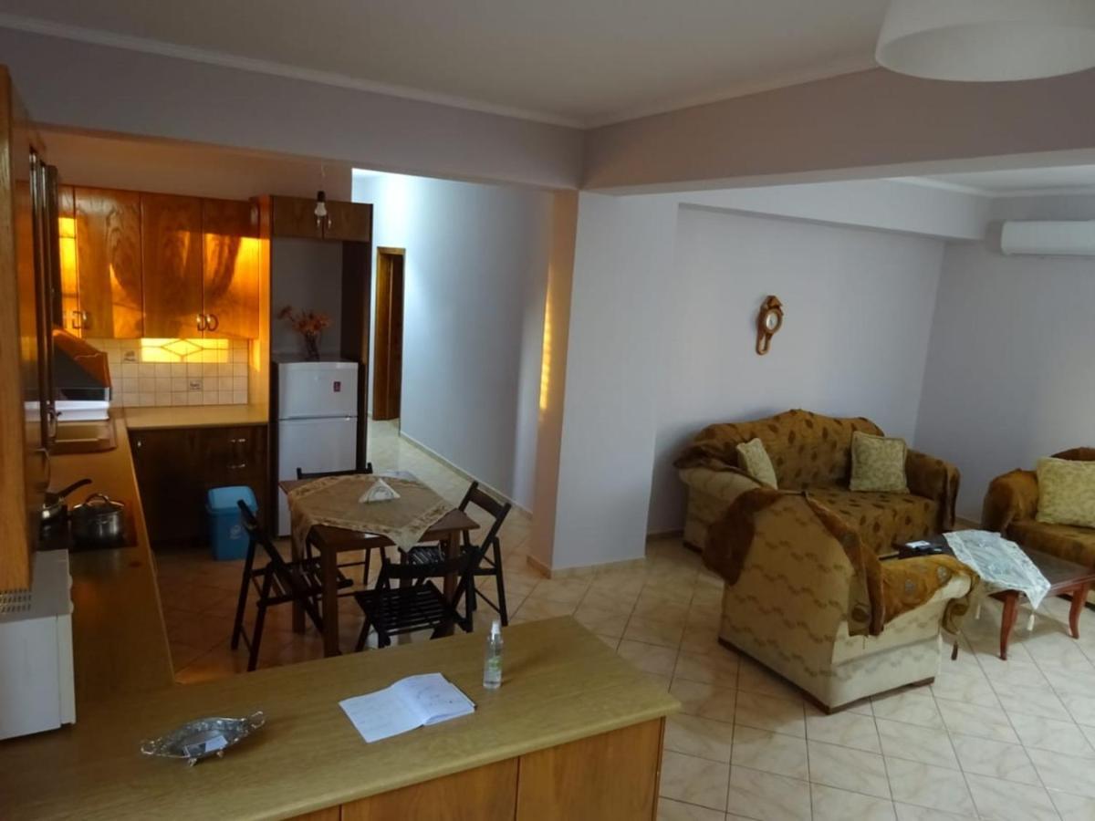 Blerina'S House Apartment Sarande Bagian luar foto